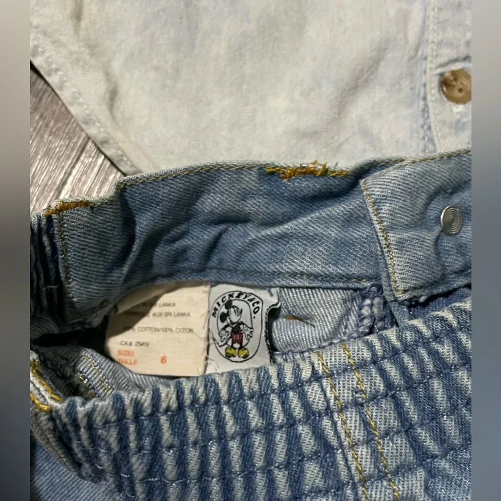 Vintage Disney Light Blue Mickey Mouse Button Down‎ Shirt